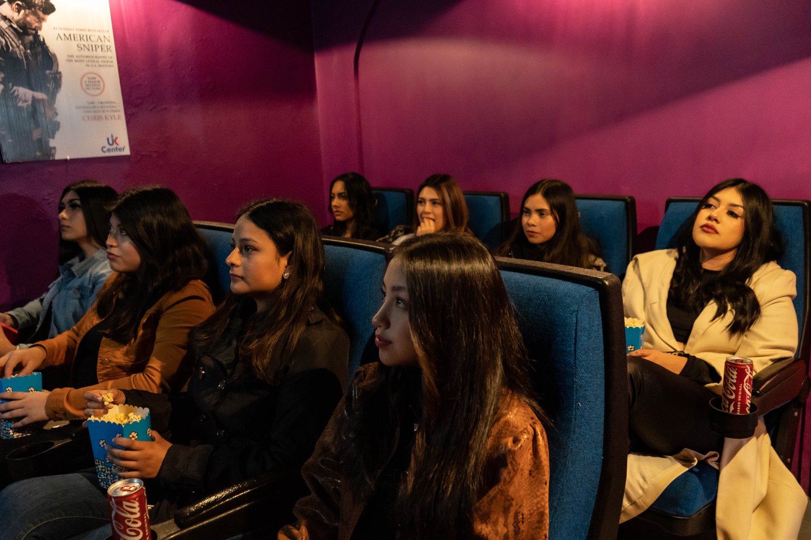 Grupo de estudiantes en sesión de Cinema Club UKCenter